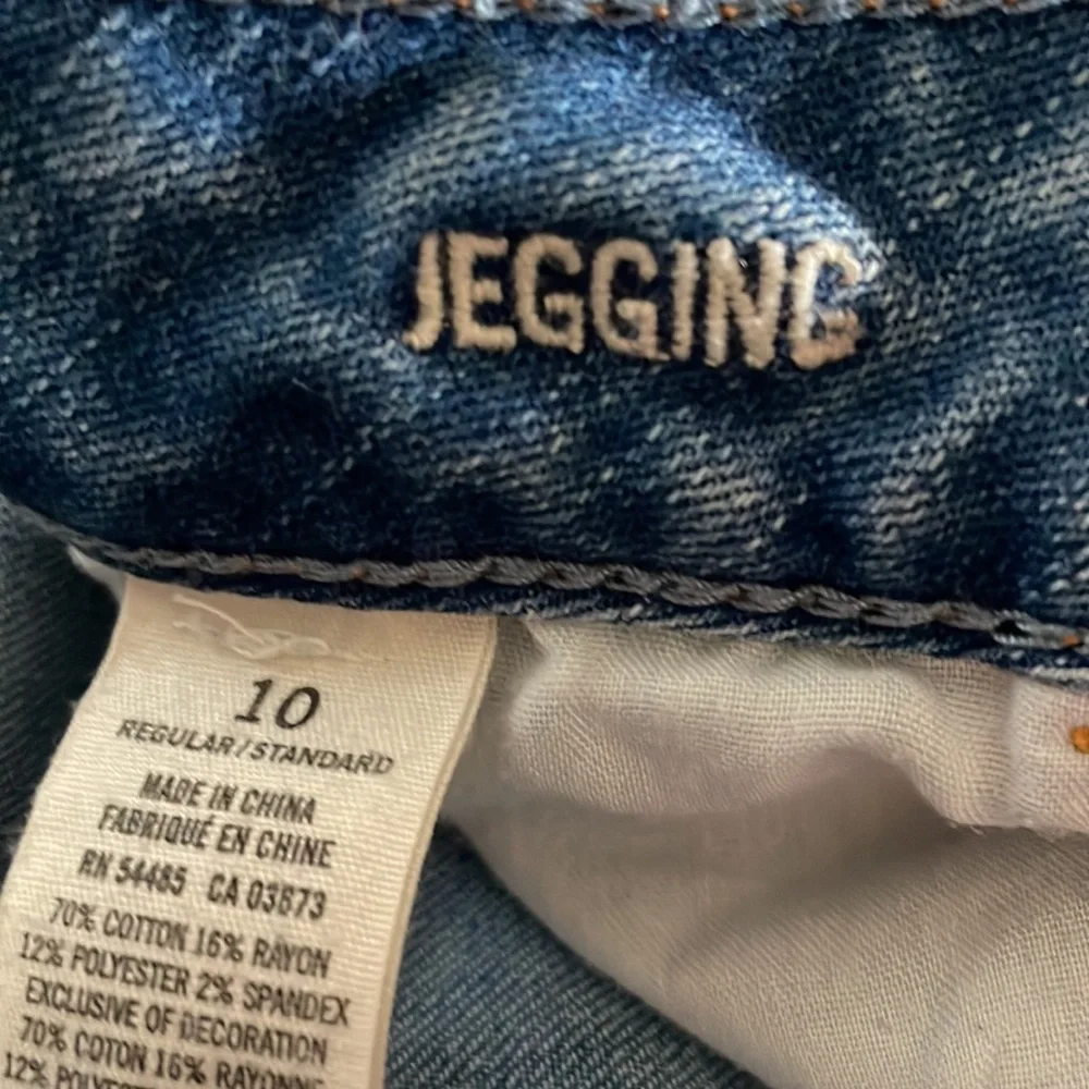 American Eagle Super stretch jegging jeans - Picture 9 of 9